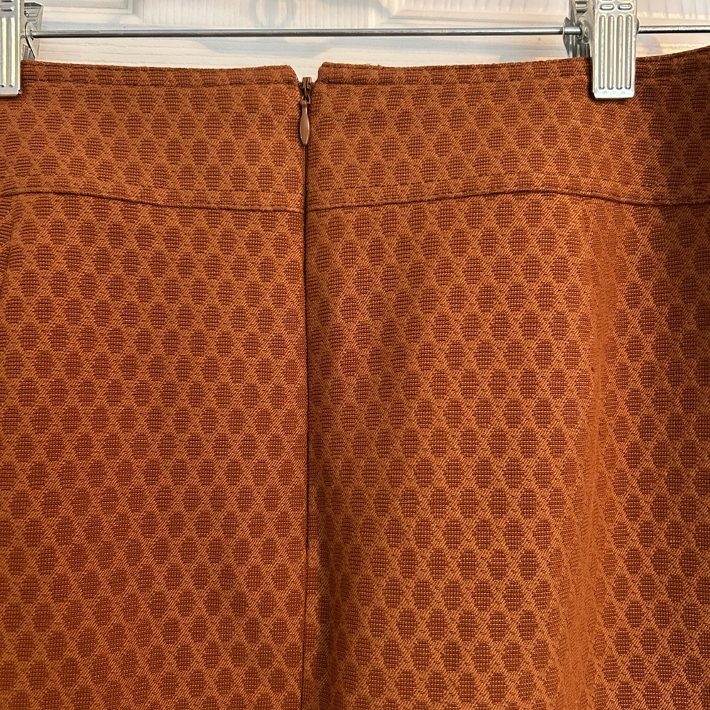 Etcetera Nutmeg Brown Horse Bit/Gold Accents - Picture 6 of 9